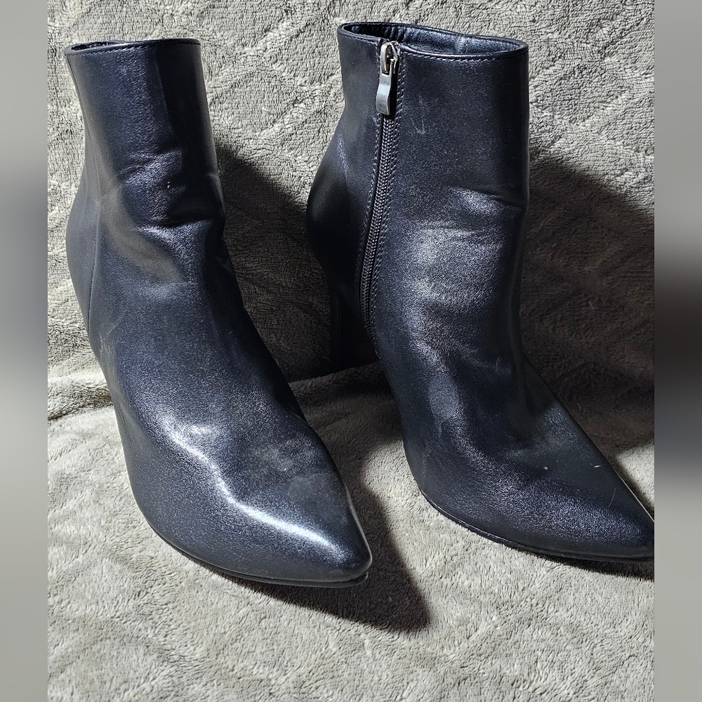 Women's Black 4" Heel Zip Up Boot